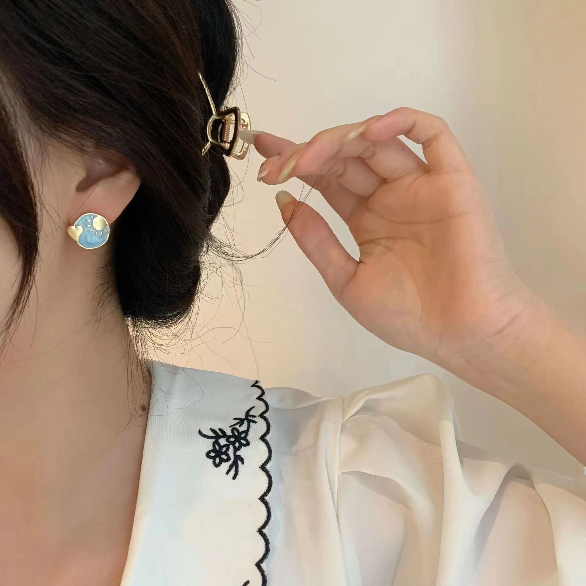 Clip on Earrings for Women Dangle view 4