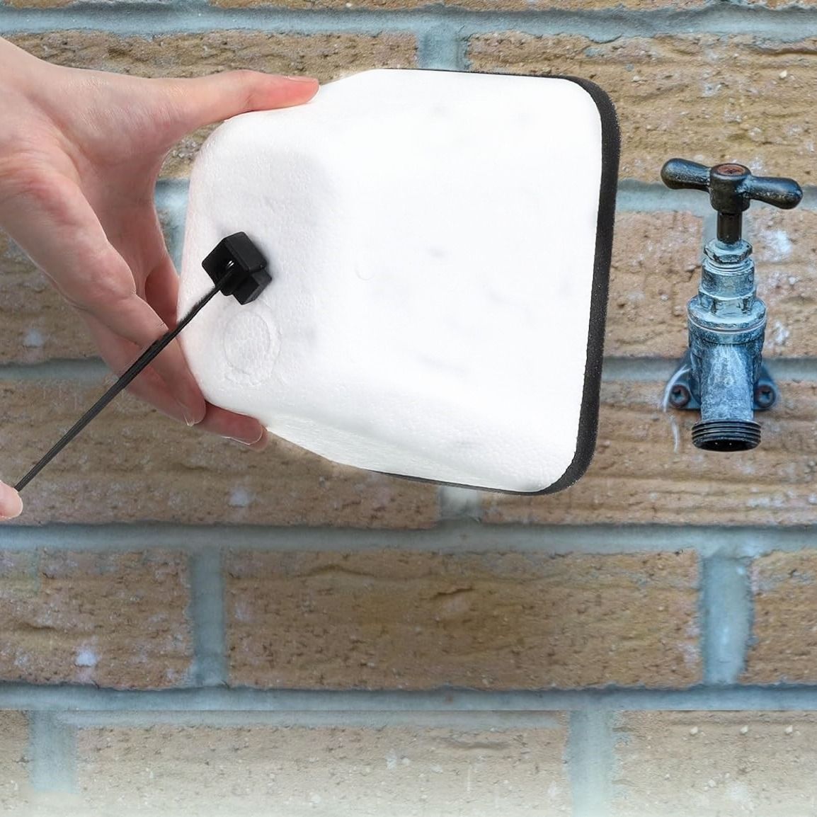 Outdoor Faucet Covers for Winter view 3