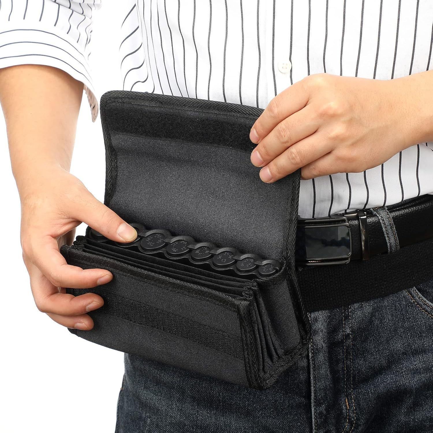 pack with banknote and coin holder with belt and Euro sorter and organizer view 3