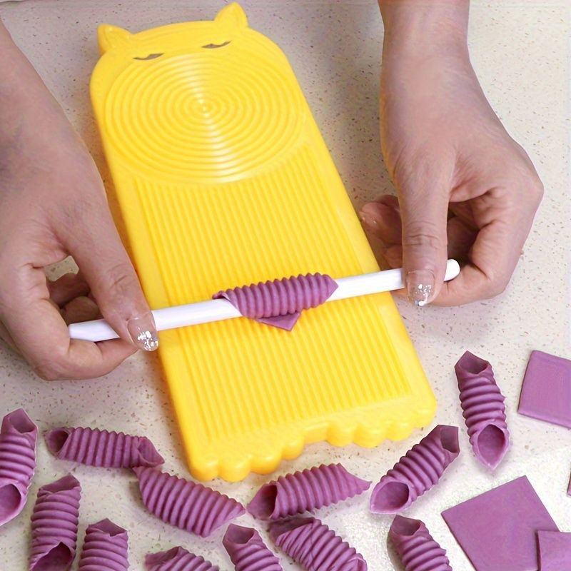 3pcs Handheld Potato Dumpling And Noodle Maker - Glossy Non-Stick Cookware Set view 5