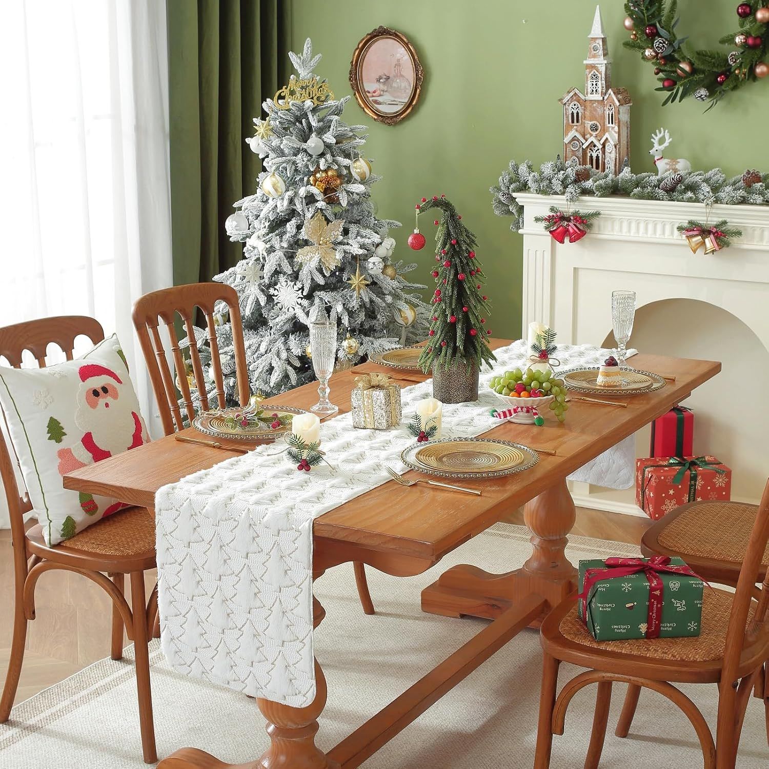 Christmas Tree Table Runner view 3