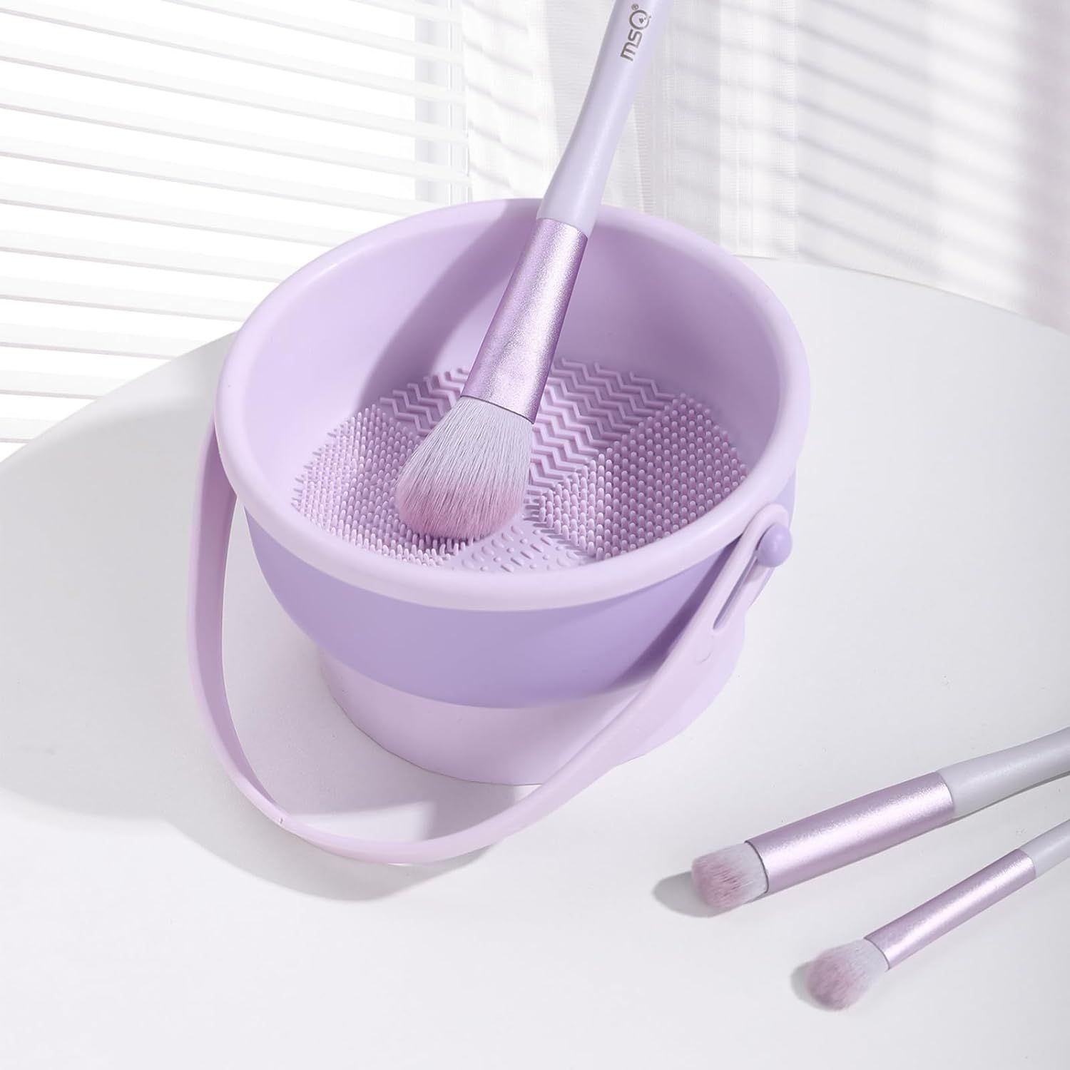 Makeup Brush Cleaning Mat view 2