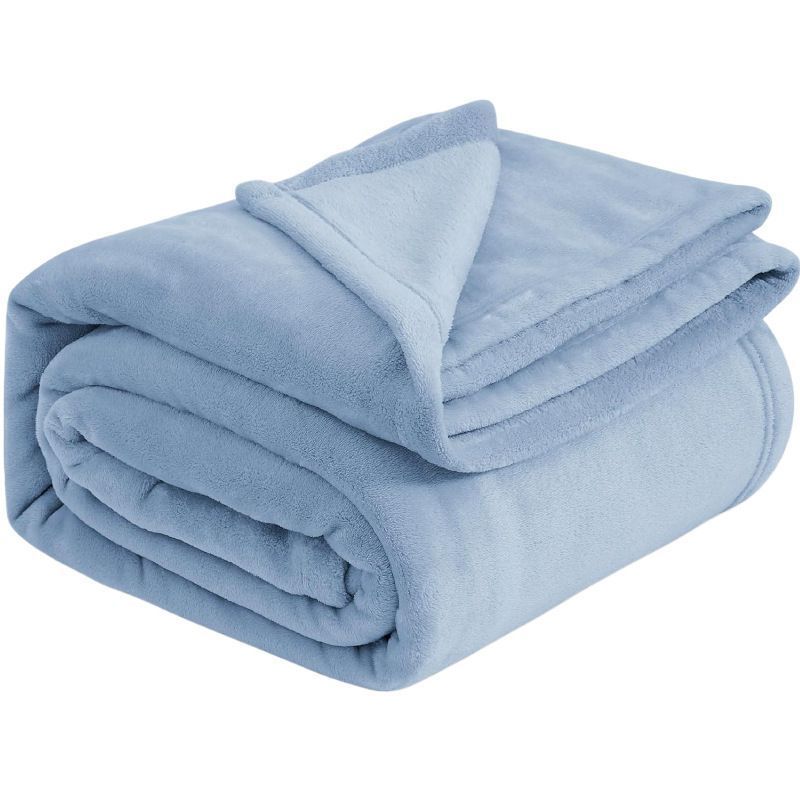 Luxuriously Soft Flannel Fleece Throw Blanket
