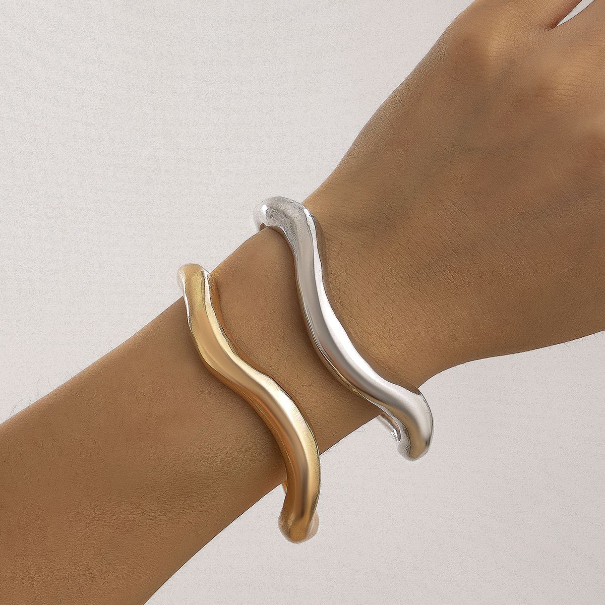 Mixed Color Two Piece Irregular Wave Open Bangle Set view 3