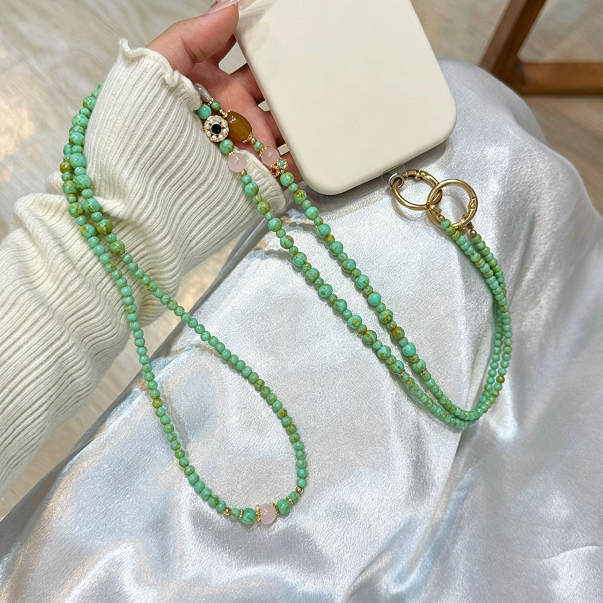 Niche 3D Flower Hand‑Woven Phone Lanyard