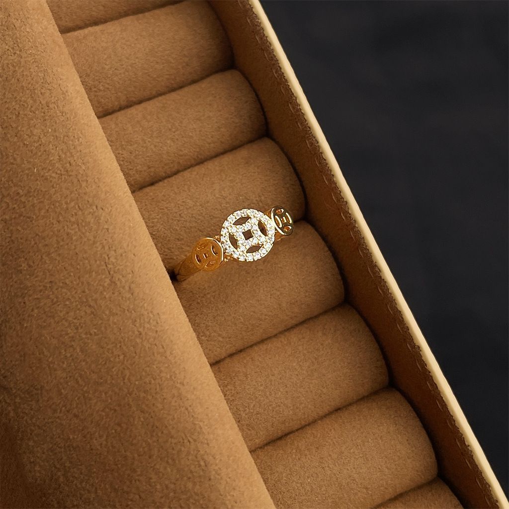 Palace‑Inspired Zircon Index Ring