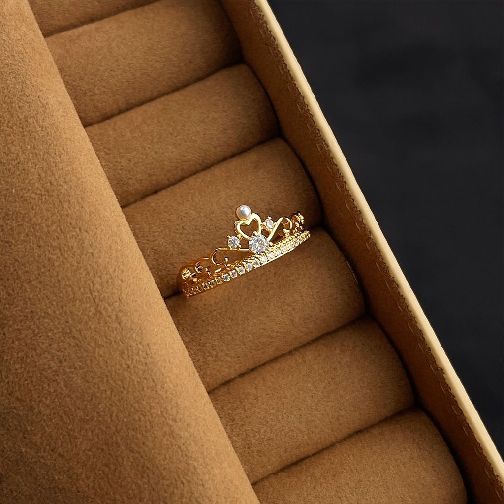 Palace‑Style Niche Ladies Ring