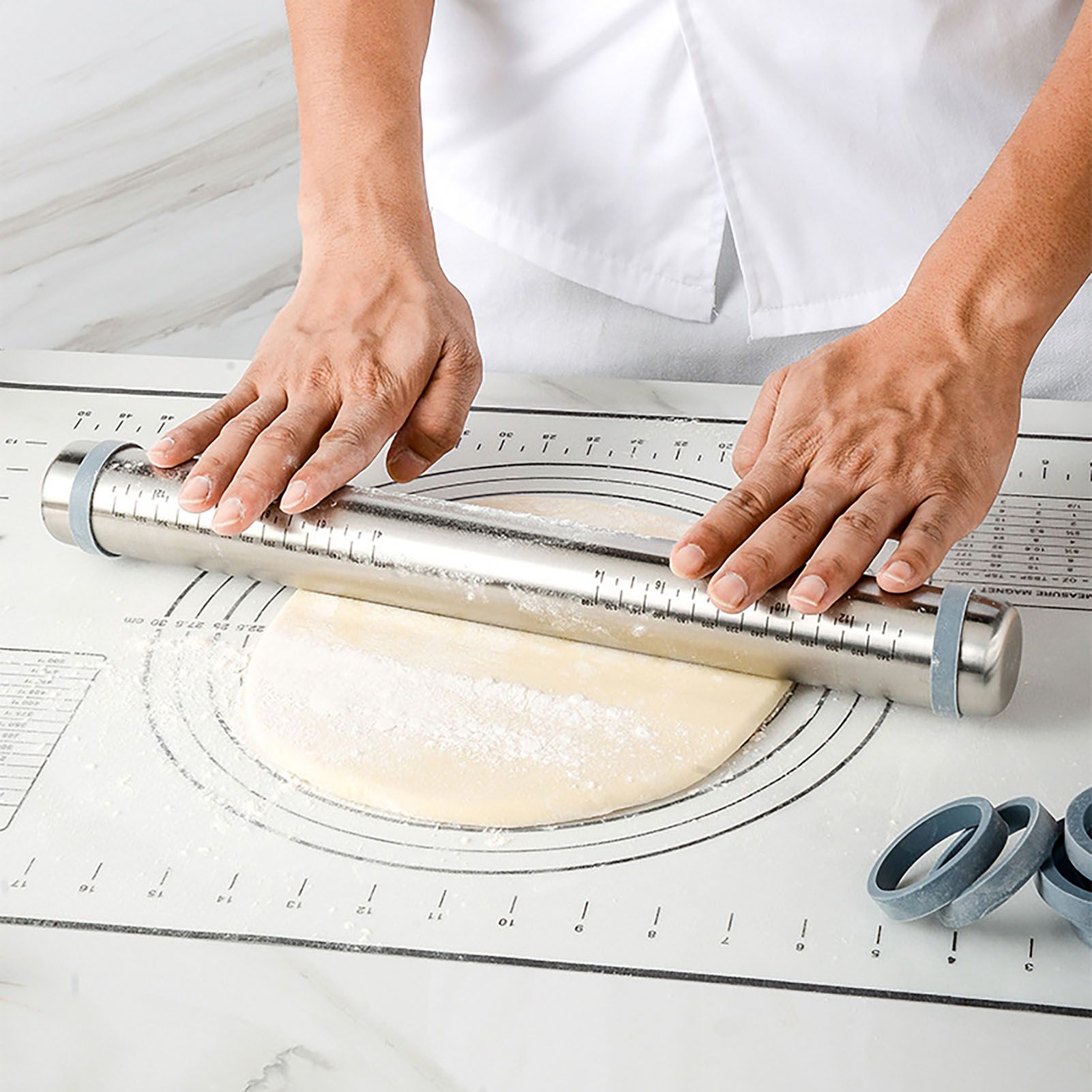 Adjustable Thicknes Flour Rolling Pin with Scale Mat Dough Scraper 430 view 11