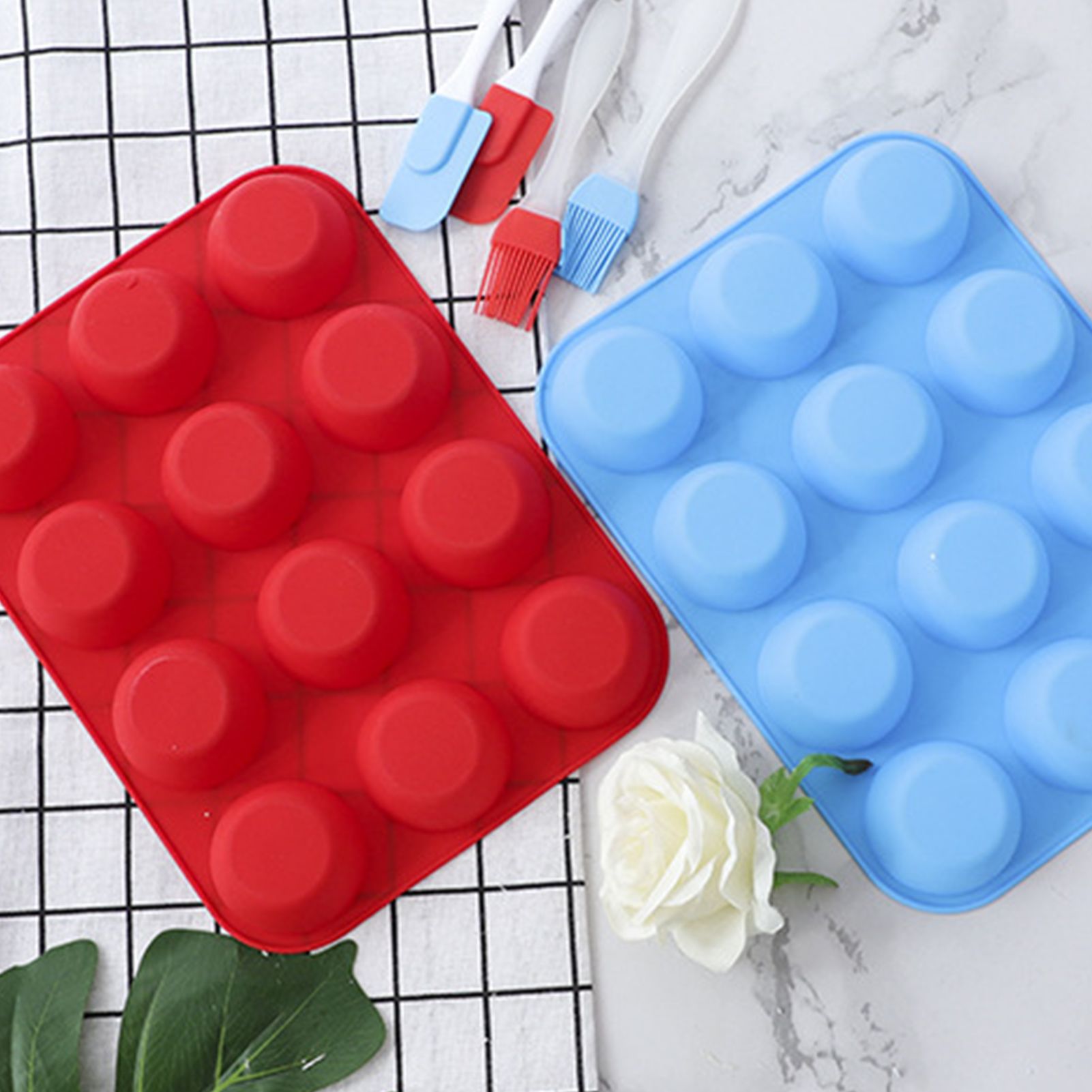 12 Cupcake Pan Soft Silicone Round Shape Easy Release Muffin Pan for Cupcake view 6