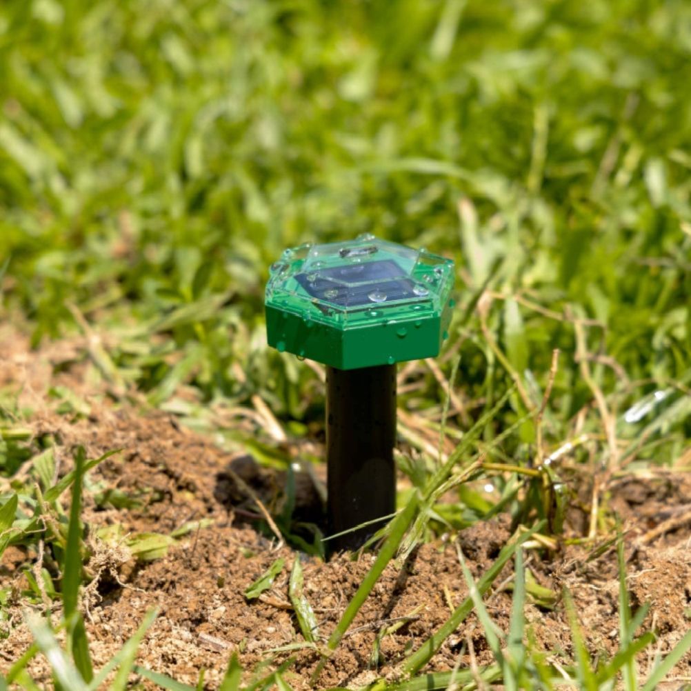 4Pcs Solar Mole Repellent Ultrasonic Outdoor Waterproof Sonic Deterrent Mole view 5
