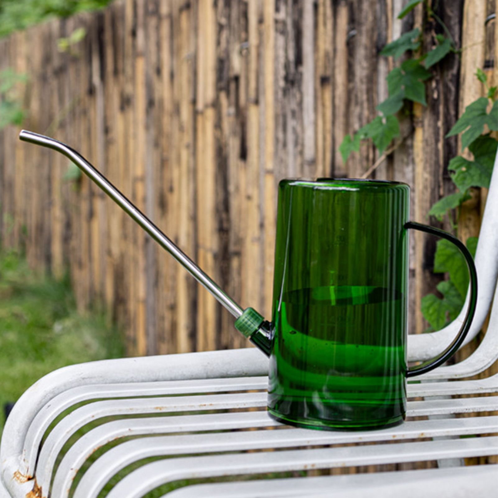 1L Watering Can PP Fully Transparent Indoor Plants Watering Can with Long view 5