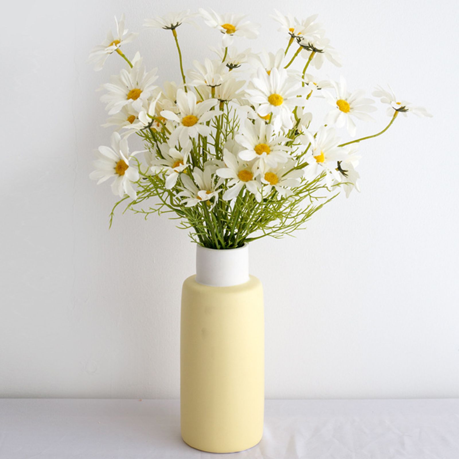 Artificial Daisy Silk Plastic Soft Easy Cleaning Attractive Decorative Fake view 4