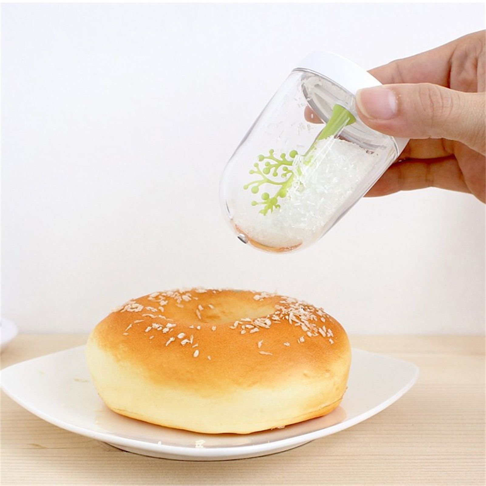 4pcs Seasoning Storage Container Innovative Cute Design Seasoning Shaker view 2