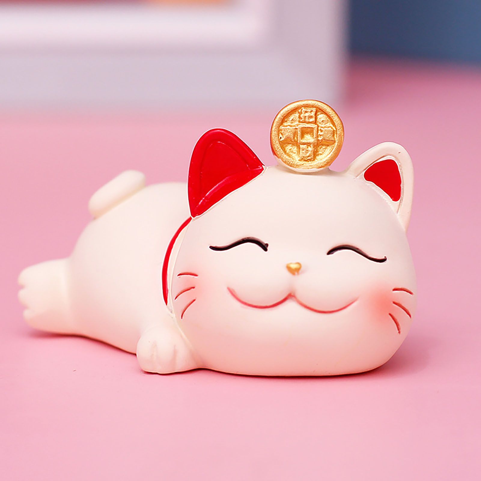 Lucky Cat Ornament Synthetic Resin Fortune Cat Statue Decoration for Home view 9