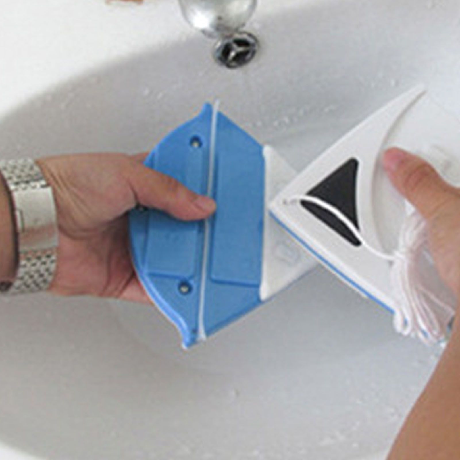 Magnetic Window Cleaner Blue Triangle Shape Single Sided Magnetic Glass Wiper view 12