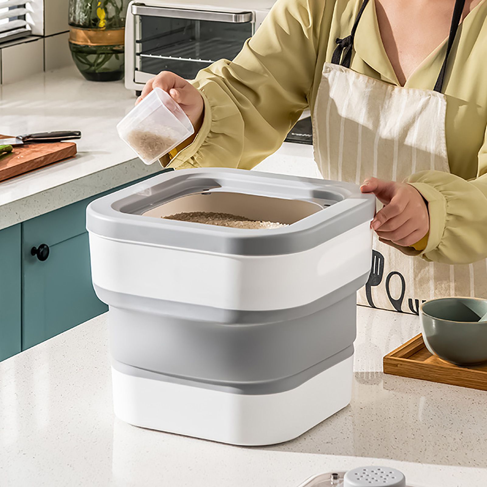 Rice Food Storage Containers Collapsible Dog Pet Cat Food Flour Storage Bin view 12