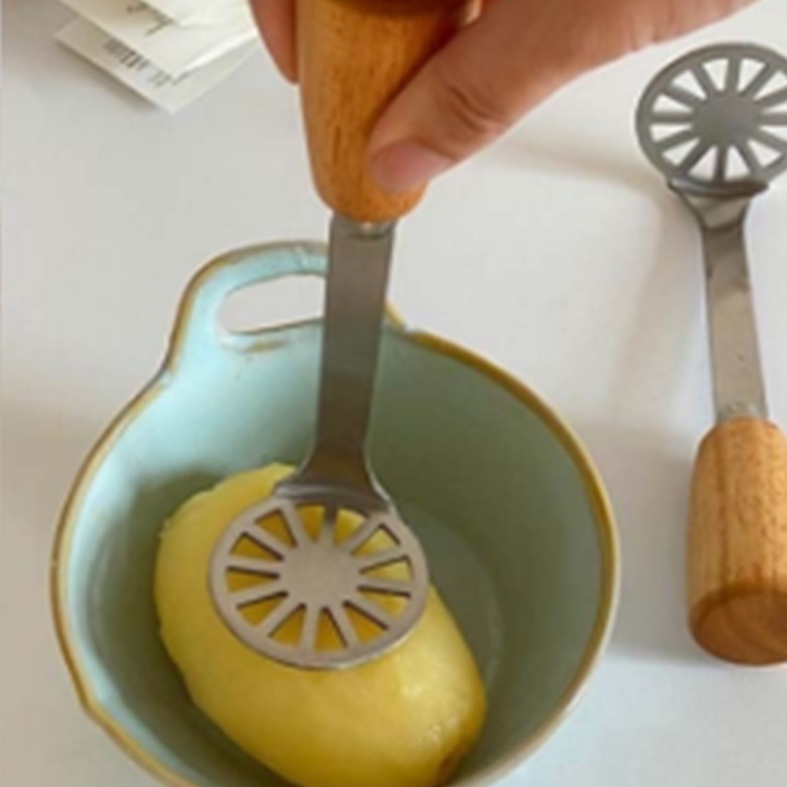 Potato Masher 304 Stainless Steel Potato Smasher Kitchen Tool Metal Mashing view 12