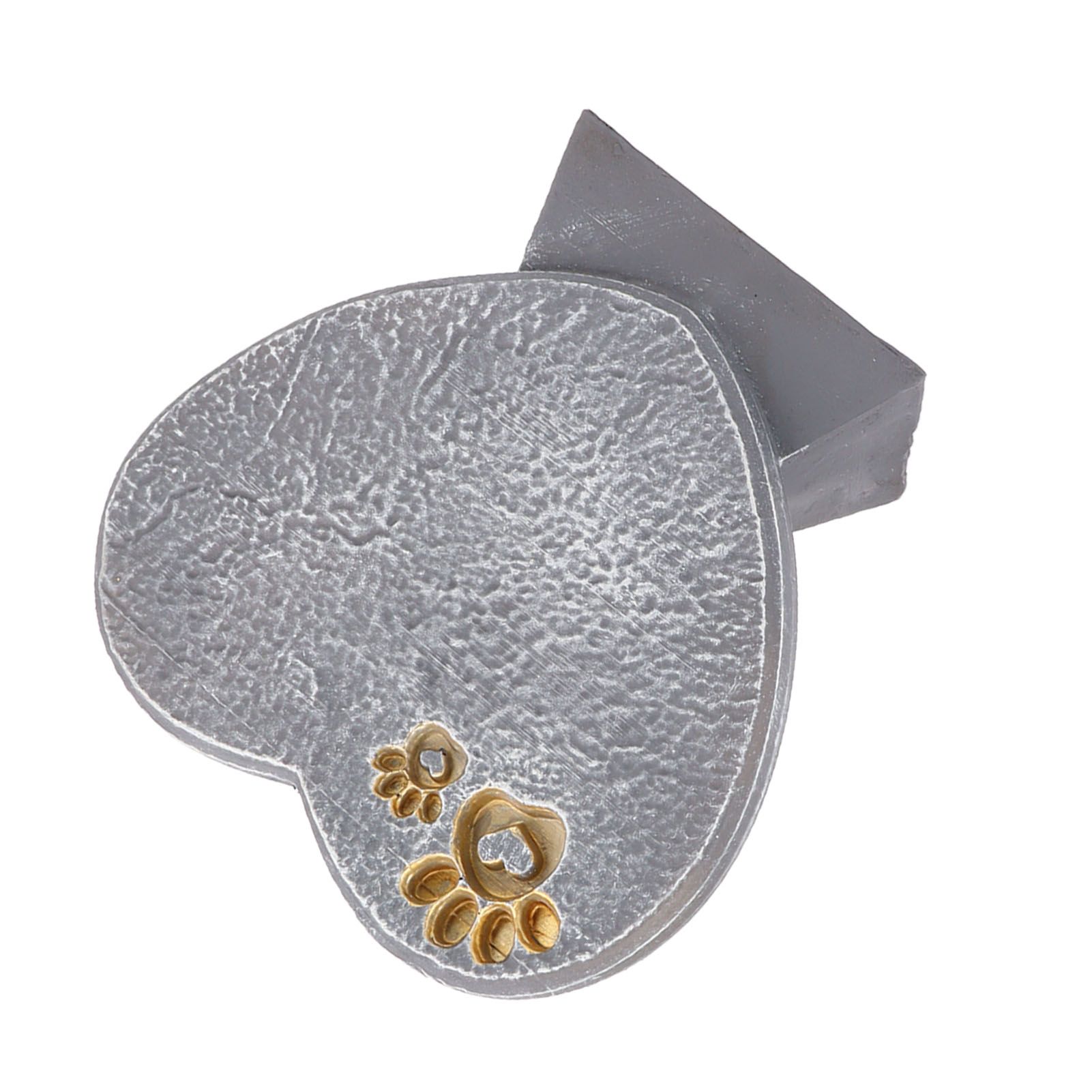Heart Shaped Animal Tombstone DIY Resin Dog Pet Memorial Stone Outdoor view 8