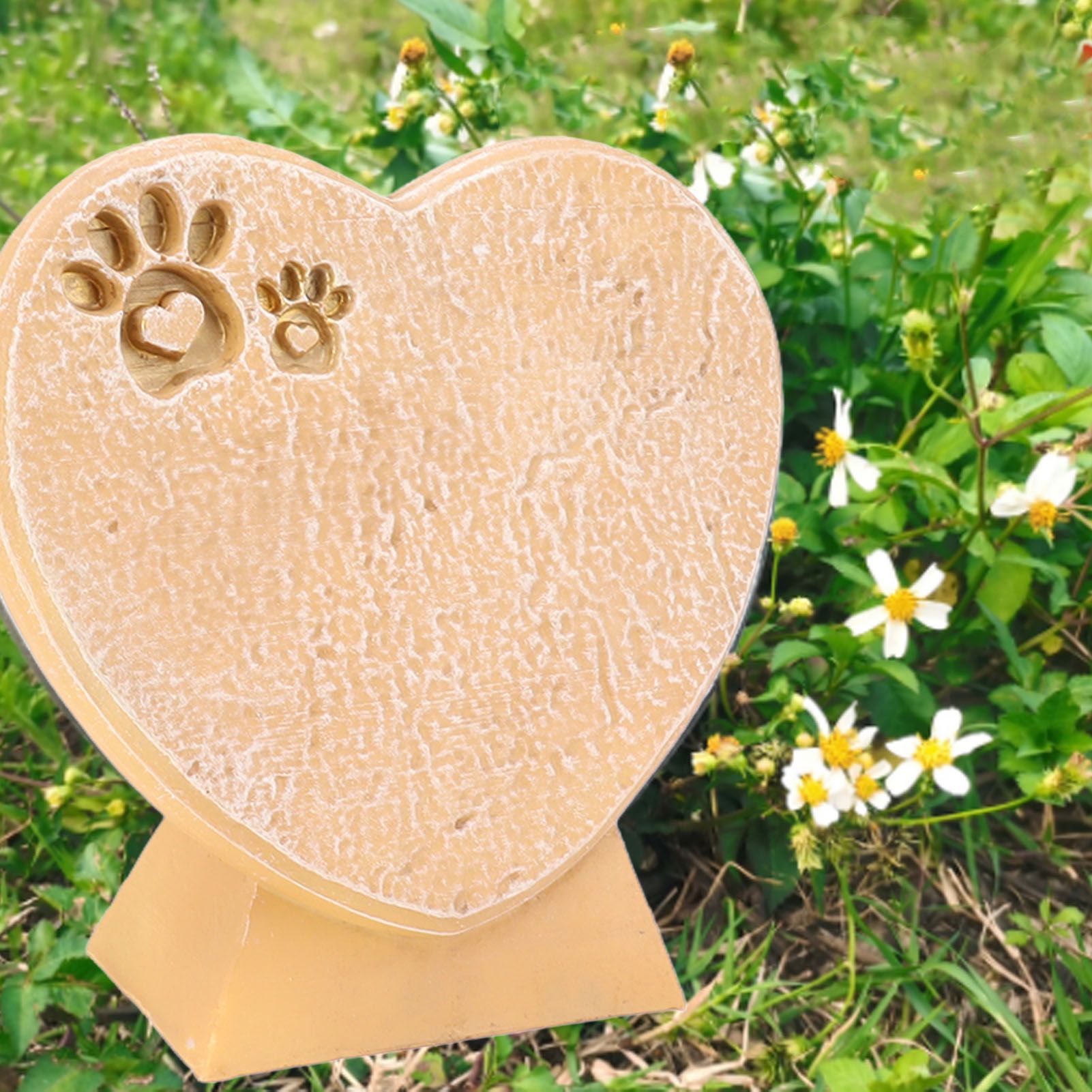 Heart Shaped Animal Tombstone DIY Resin Dog Pet Memorial Stone Outdoor view 11