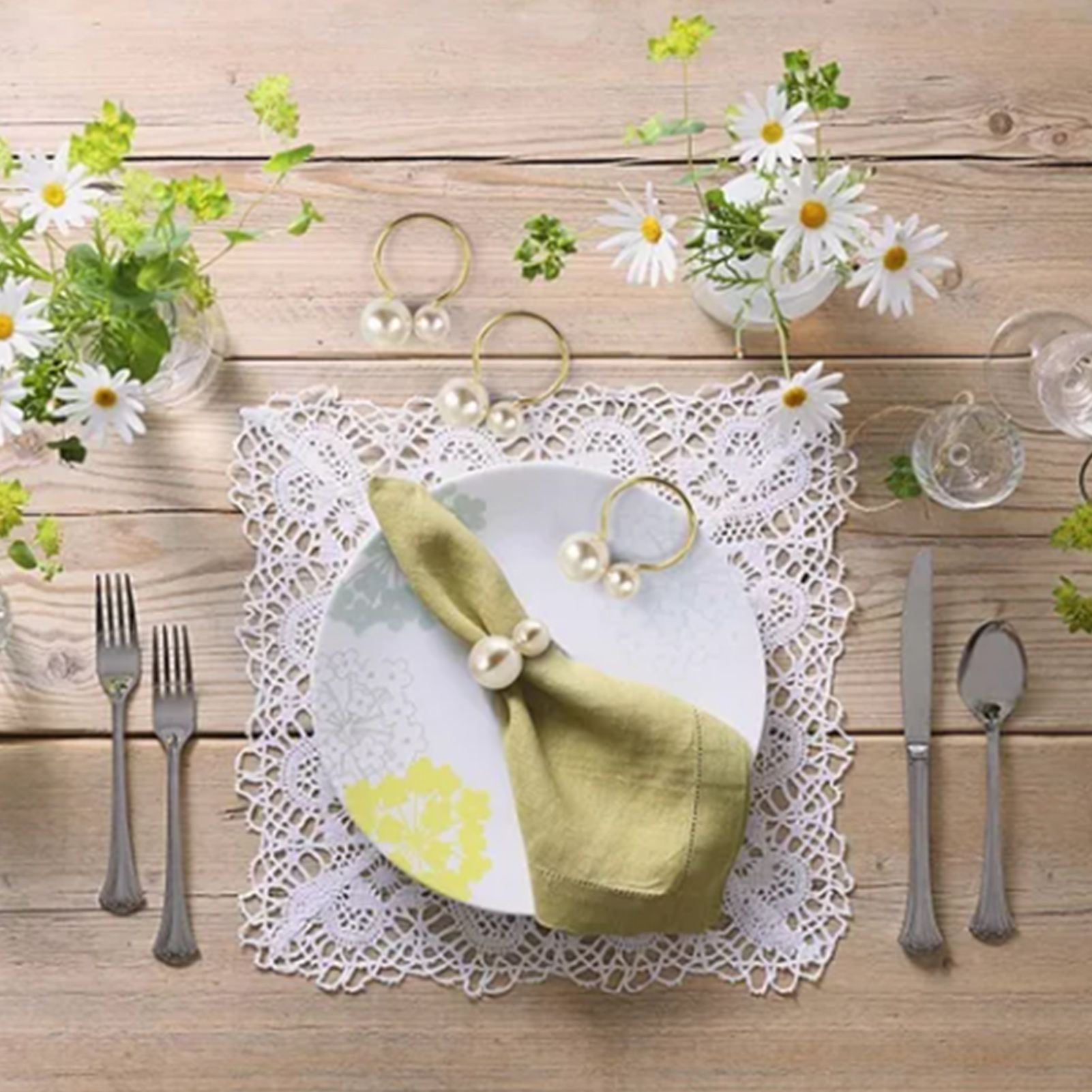 12pcs Napkin Ring Washable Decorative Exquisite Metal Napkin Ring Buckle for view 12