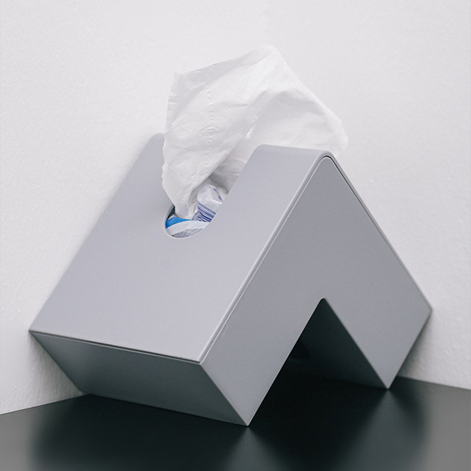 Nordic Style Plastic Tissue Box Holder Personality Simplicity Tissue Storage view 5