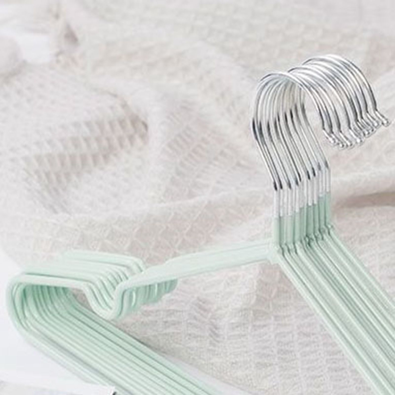 Clothes Hangers Prevent Slip Space Saving Heavy Duty Dry Wet Thick Clothes view 12