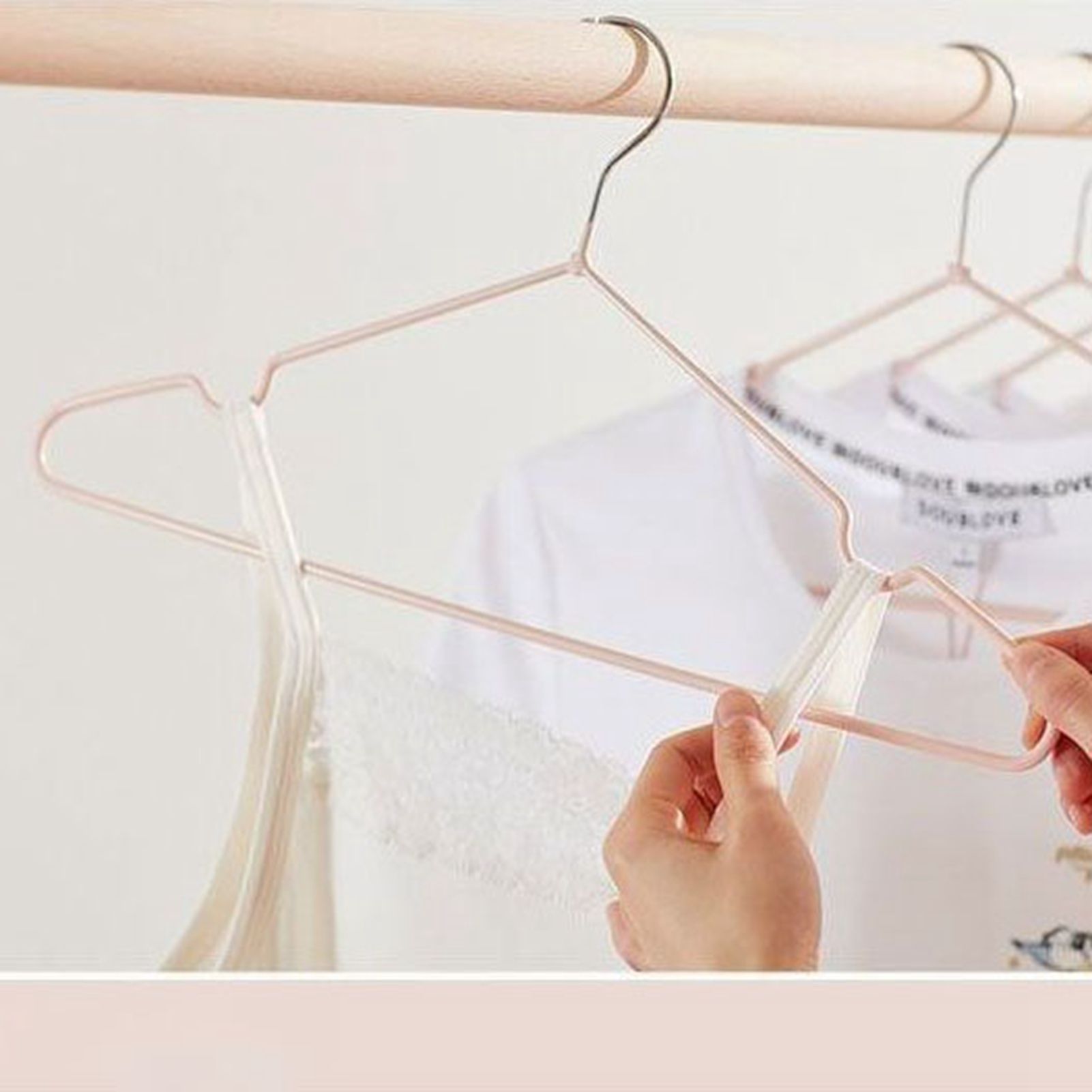 Clothes Hangers Prevent Slip Space Saving Heavy Duty Dry Wet Thick Clothes view 12