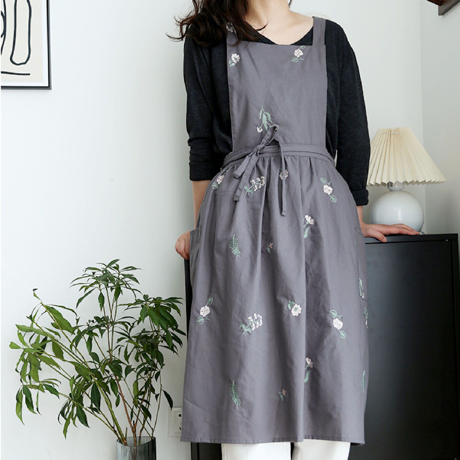 Cooking Apron Flower Embroidery Waterproof Wear Resistant Baking Apron for view 12