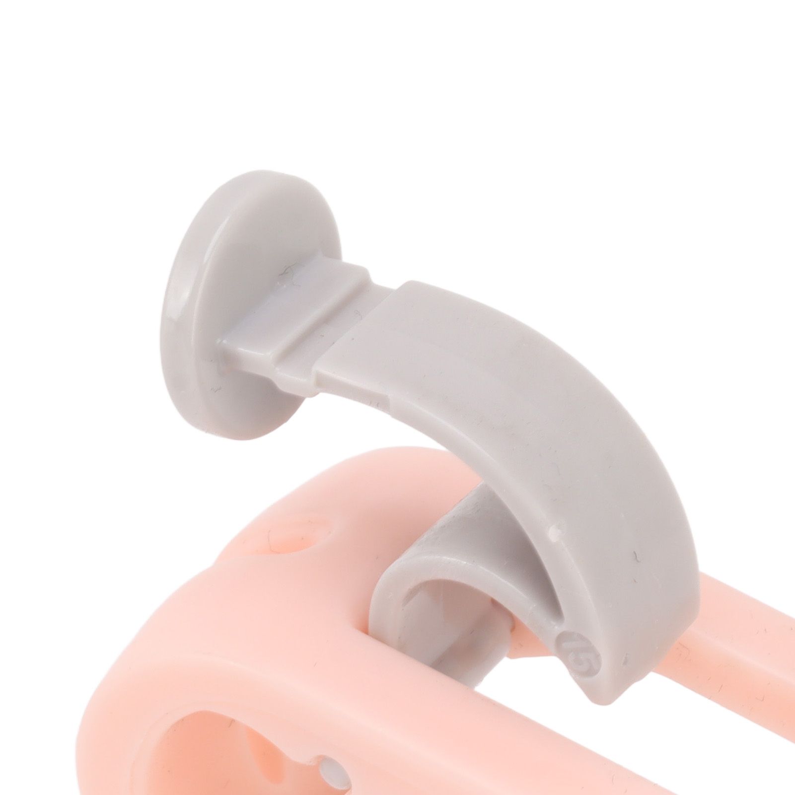 12pcs Bed Sheet Clips Prevent Slip Needleless Safe 180 Degree Closure view 15