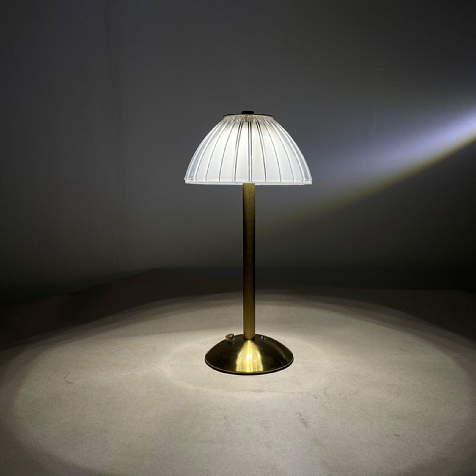 Industrial LED Table Lamp USB Rechargeable Rustic Desk Lamp Stepless Dimmmable view 12