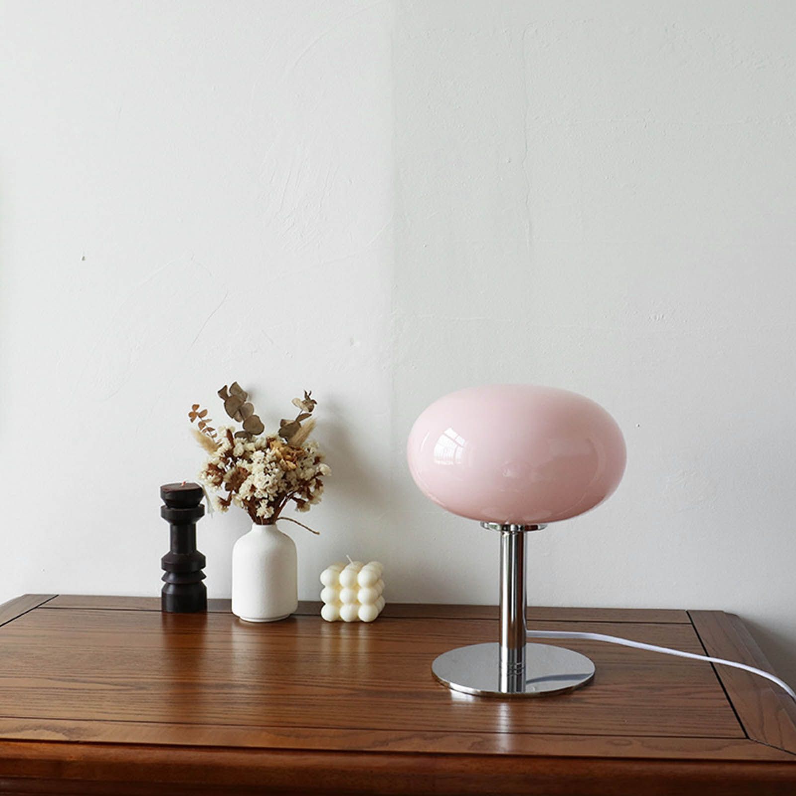 Bedside Table Lamp Iron Base Cute Shape Simple Modern Elegant Nightstand Lamp view 5