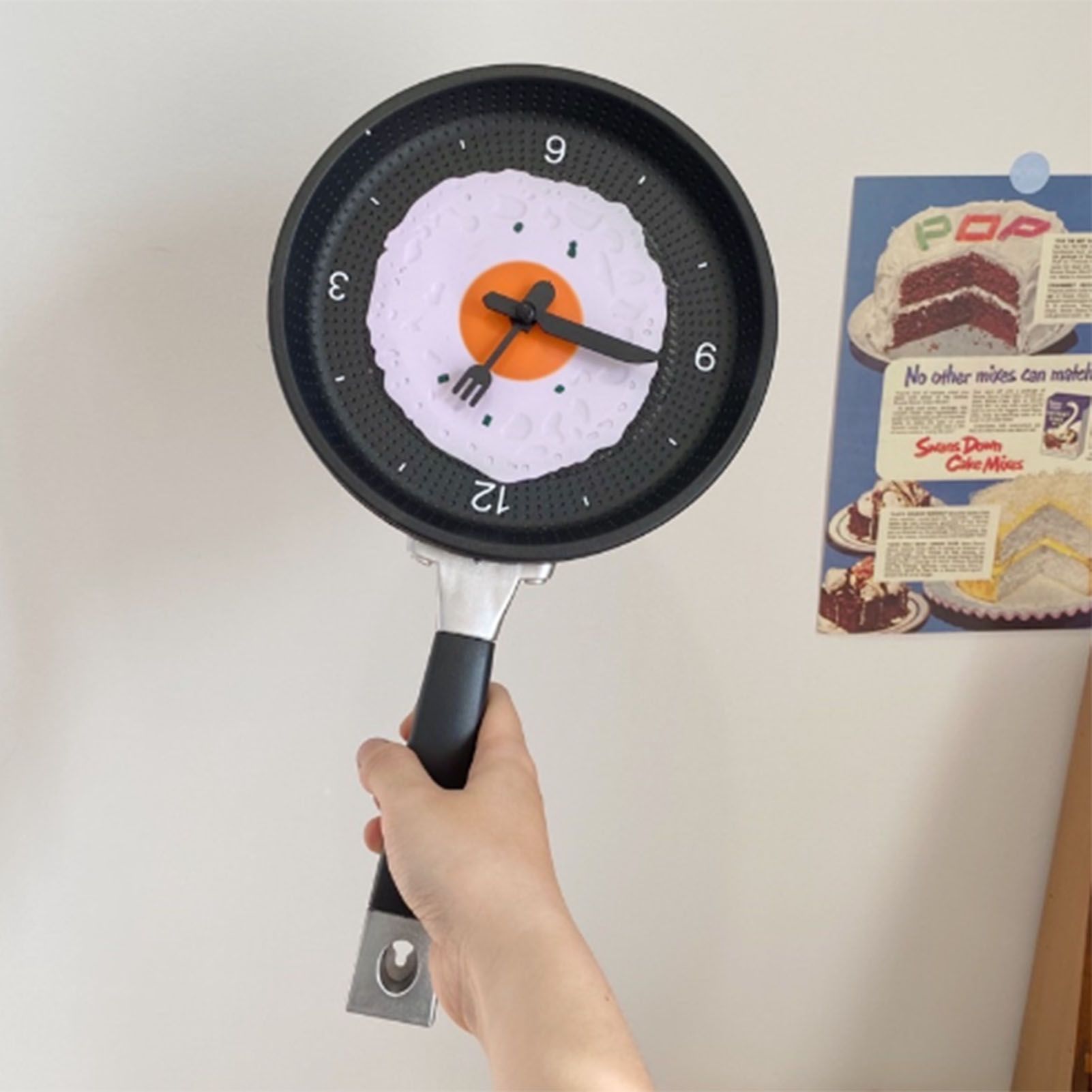 Wall Clock ABS Fried Egg Frying Pan Shape Silent Battery Operated Wall Clock view 6