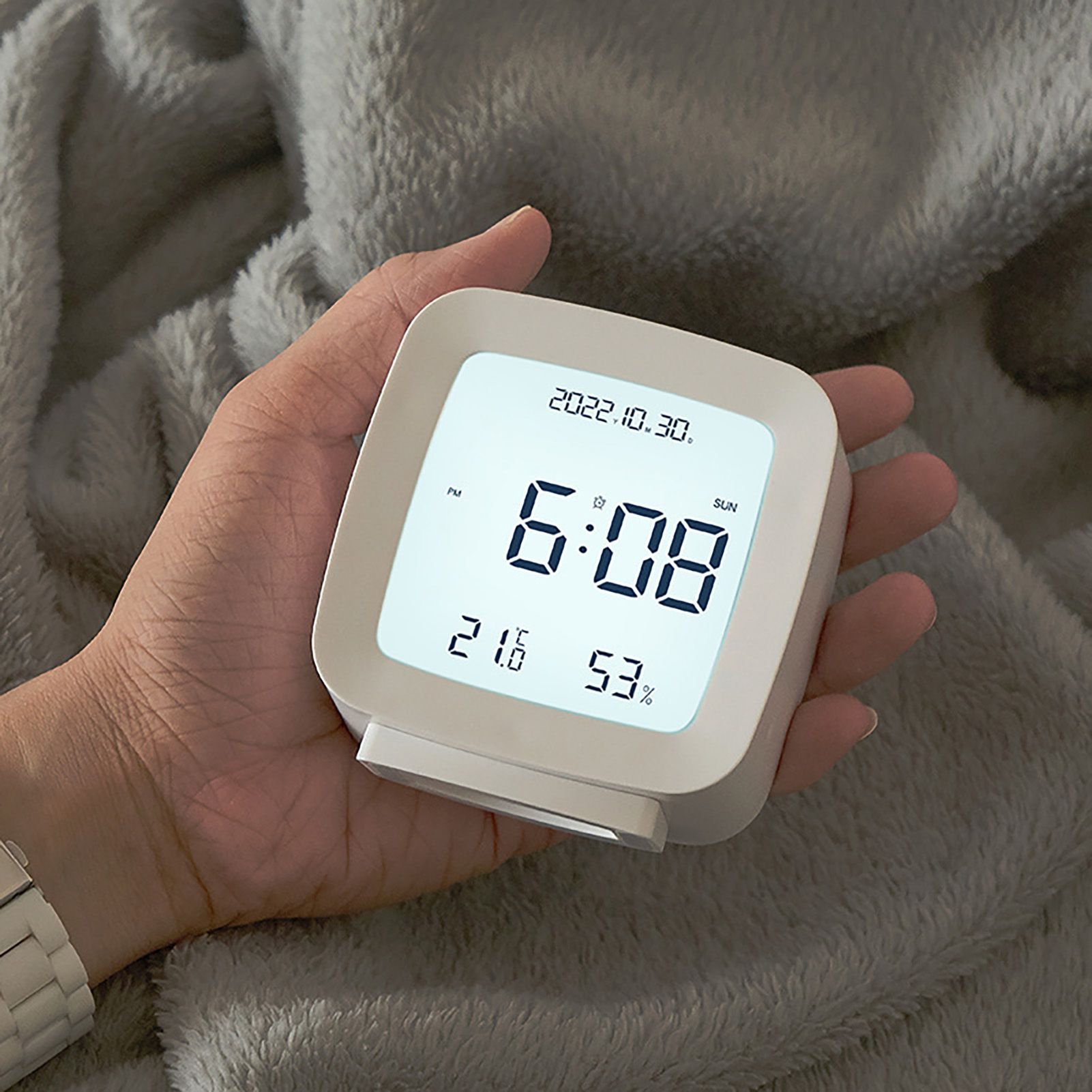 Kids Alarm Clock LED Digital Indoor Alarm Clocks with Temperature and Humidity view 8