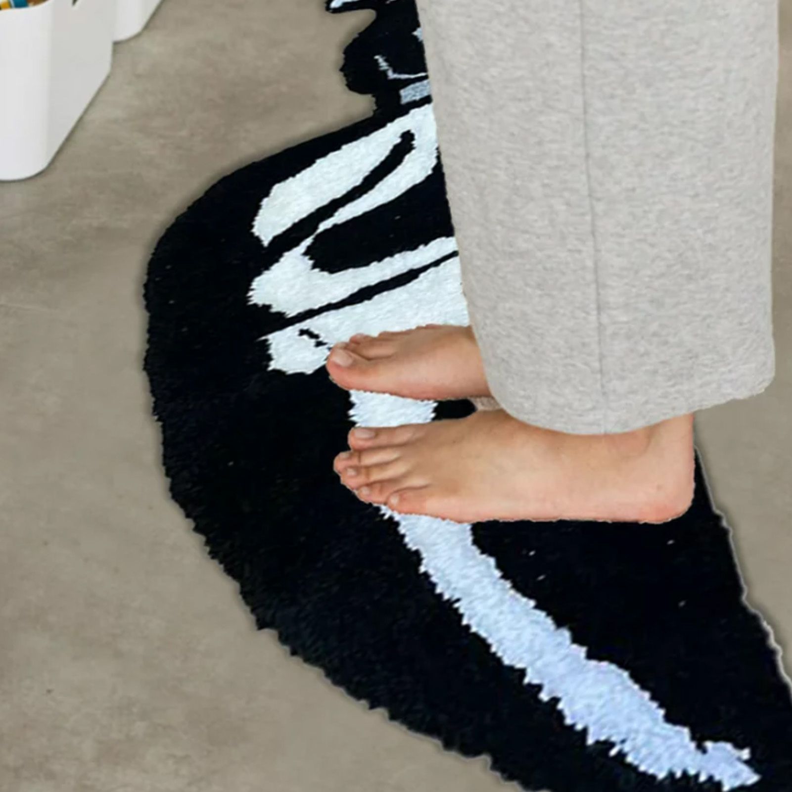 Skull Knife Carpet Horror Scary Scream Bedside Rug Wear Resistant Cashmere view 14