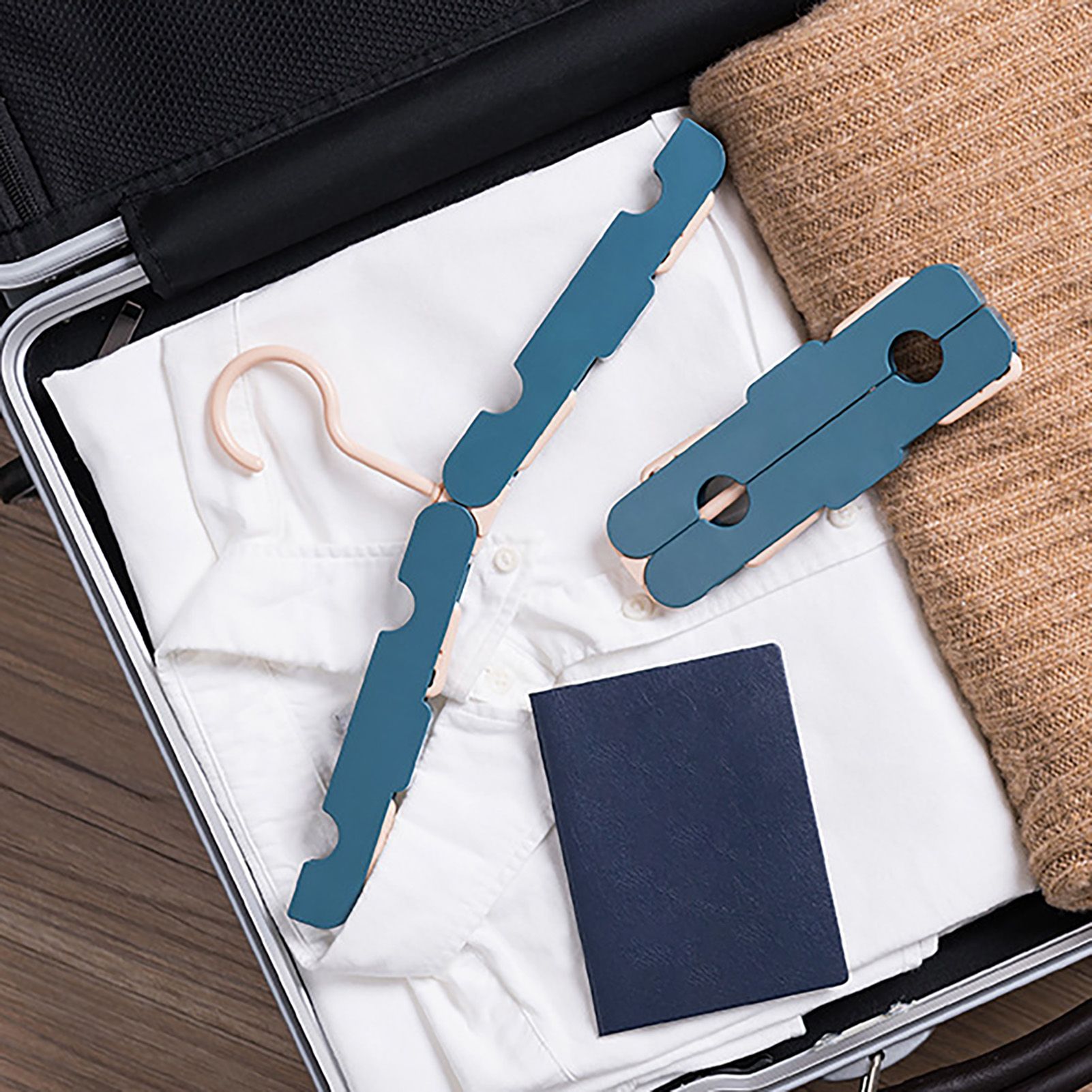Clothes Hanger Rack Anti Slip Multifunctional Foldable Travel Hanger with view 11