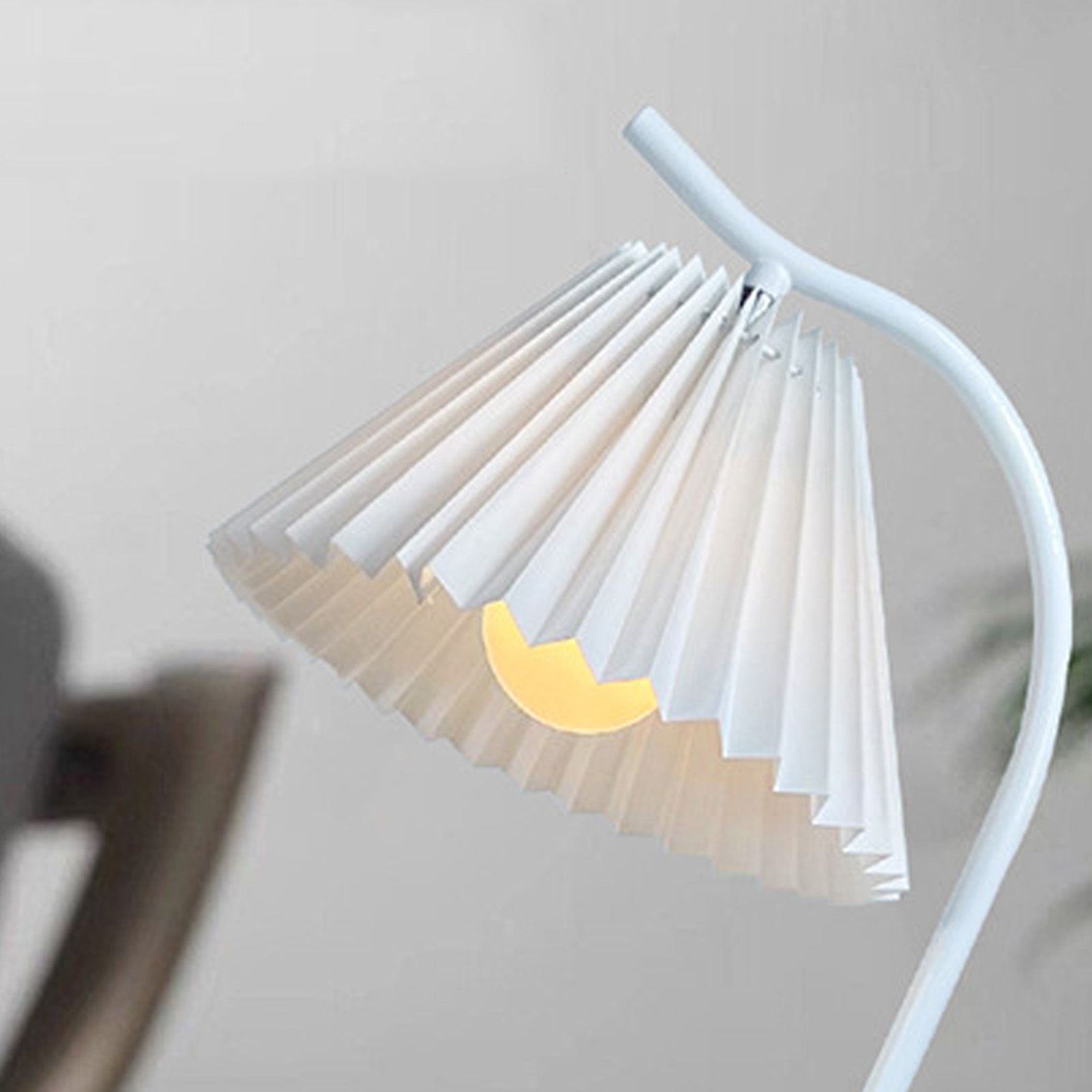 Table Lamp with Cloth Pleated Lampshade Metal Modern Nightstand Bedside Lamp view 12