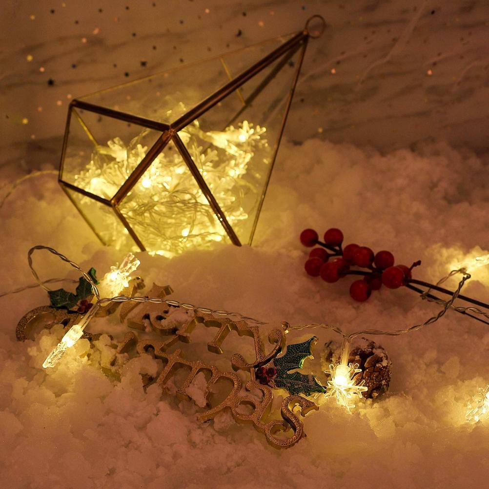 Christmas Snowflake Light 10 feet 20 LED Battery Operated Snowflakes String view 2