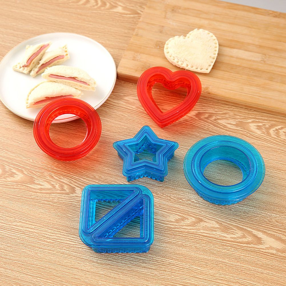 Triangle Sandwich Cutter Sealer Bread Decruster Pancake Maker DIY Cutters view 6