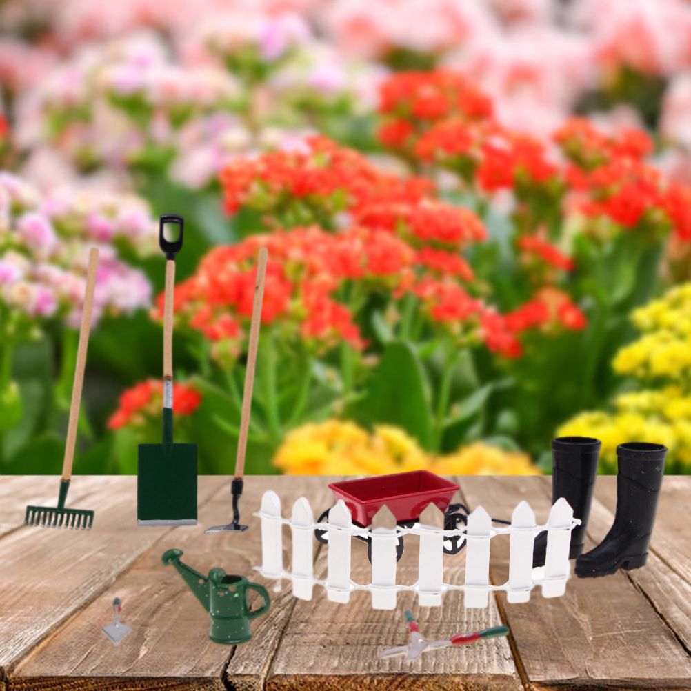 9pcs Miniature Dollhouse Set 1:12 Mini Garden Tools for Dollhouse Garden view 9