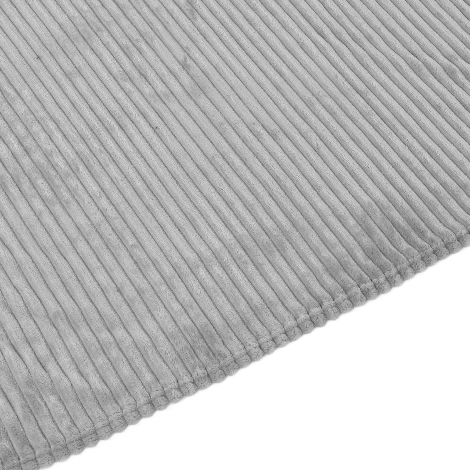 Flannel Throw Blanket Plush Fluffy Light Breathable Fine Workmanship Stylish view 15