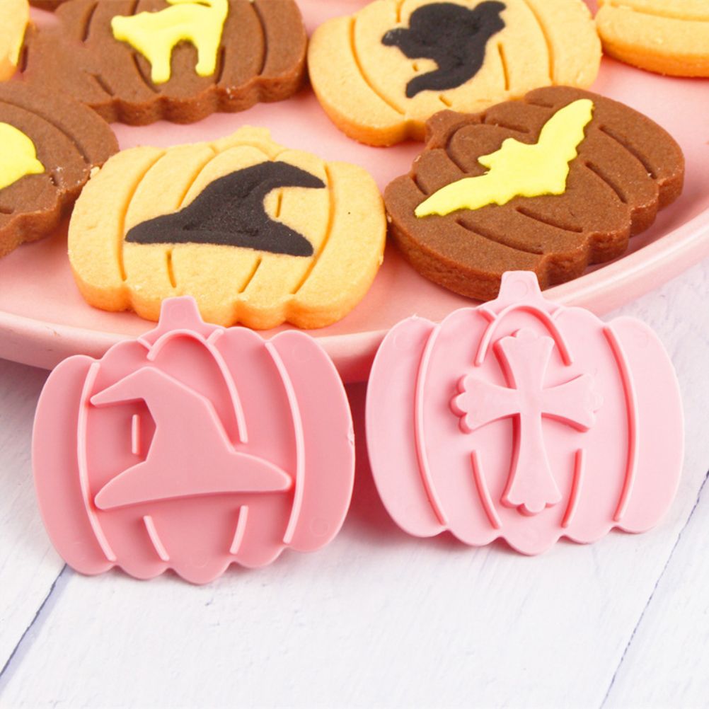 9Pcs 3D Cutters Halloween Pumpkin Biscuit Mould Fondant Baking Tool Baking view 7