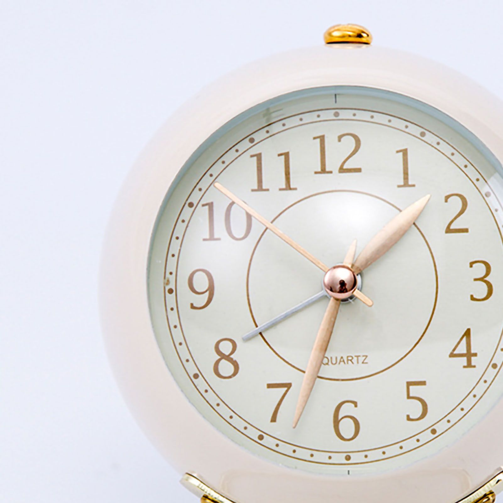 European Style Metal Clock Ingenious Mute Round Children Electronic Quartz view 2