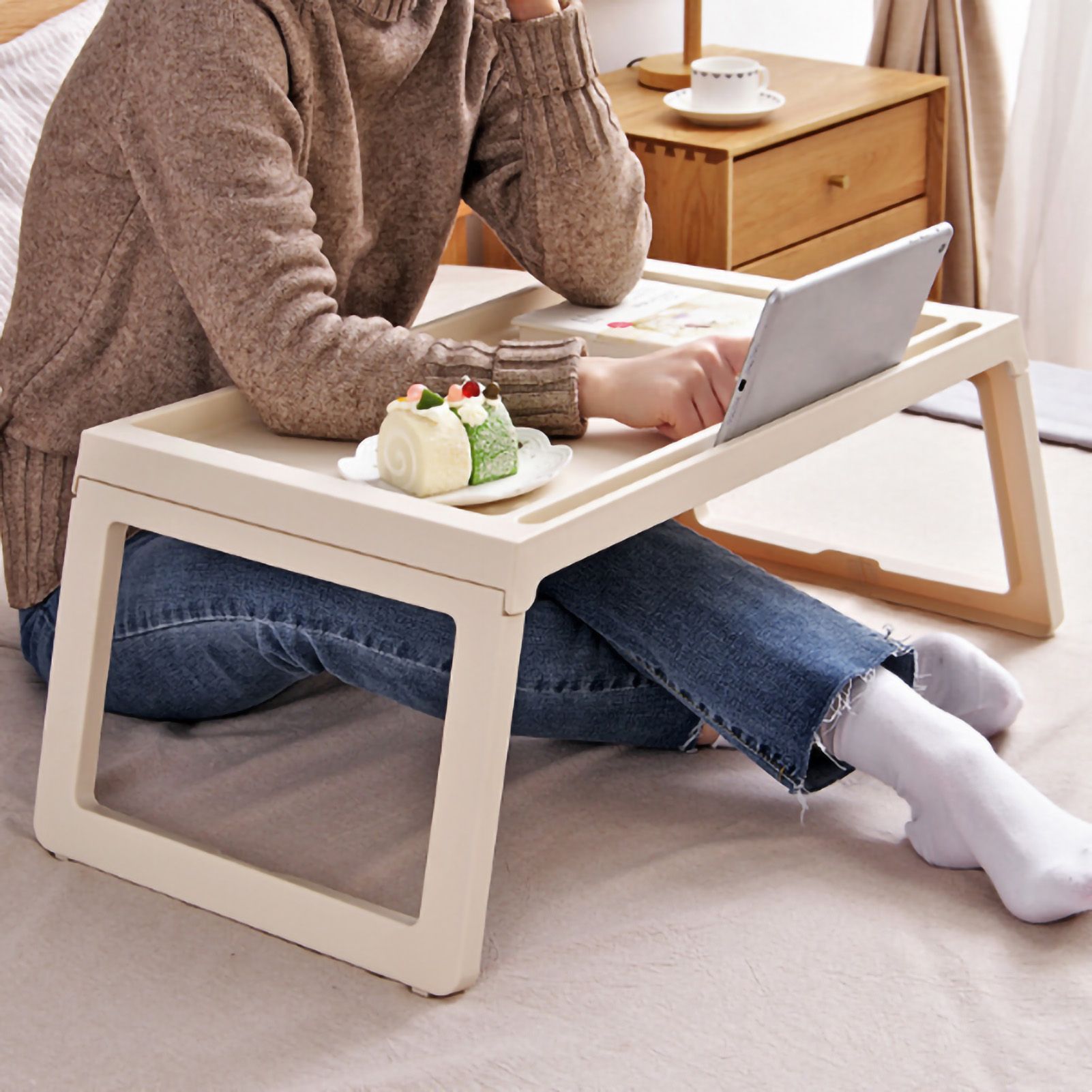 Laptop Bed Desk PP Folding Simple Downward Grooved Design Lap Desk Bed Table view 5