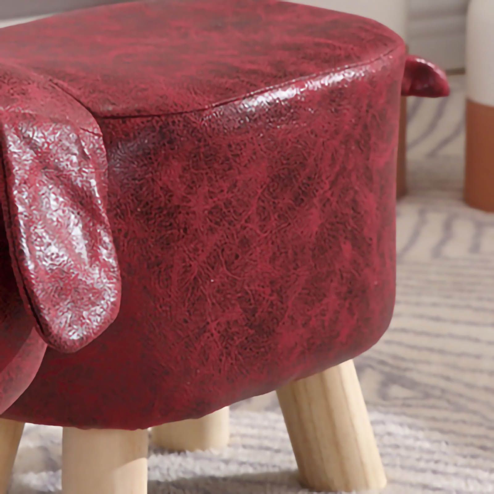 Children Wooden Low Stools Cute Cartoon Children Stool Small Dog Shape Stool view 3