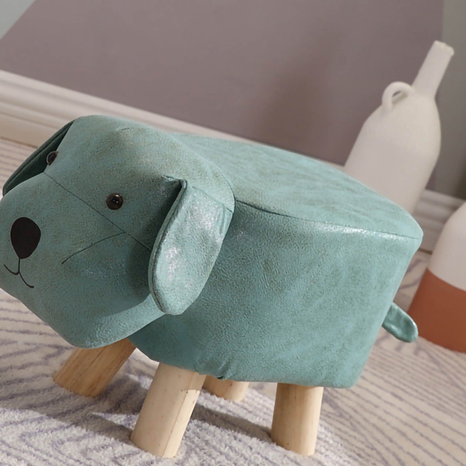 Children Wooden Low Stools Cute Cartoon Children Stool Small Dog Shape Stool view 3