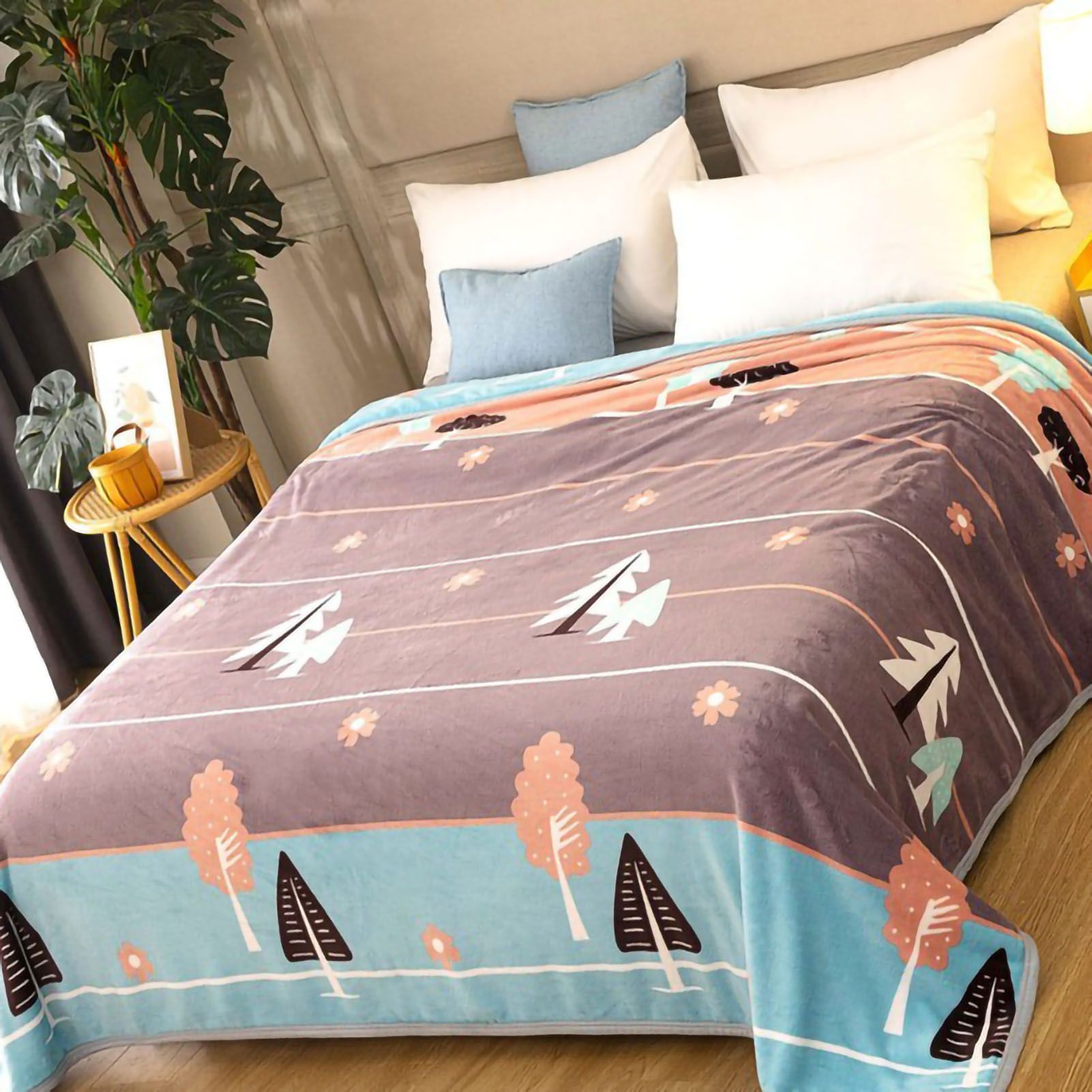 Throw Blanket Cartoon Pattern Thickened Air Conditioning Blanket for Home view 4