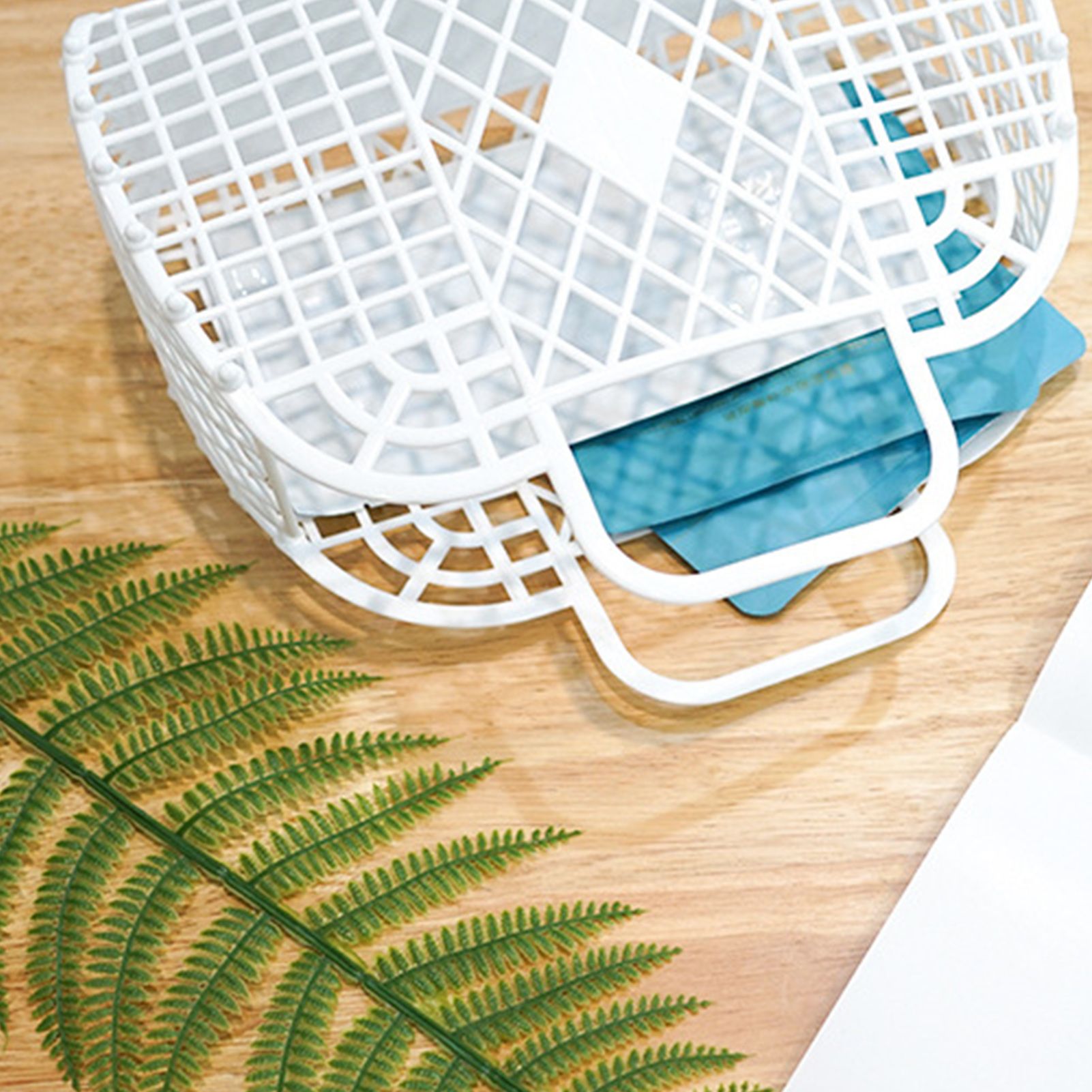 Hollow Storage Basket Plastic Reusable Portable Foldable Bag for Beach Home view 4