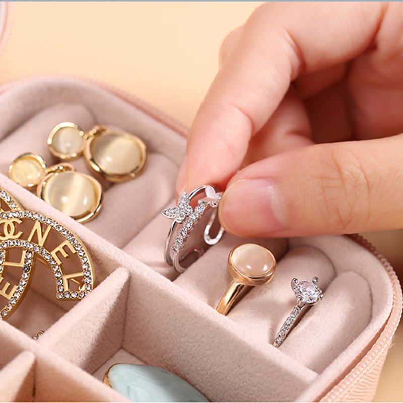 Travel Jewelry Case Exquisite Large Capacity Scratch Resistant Portable view 3
