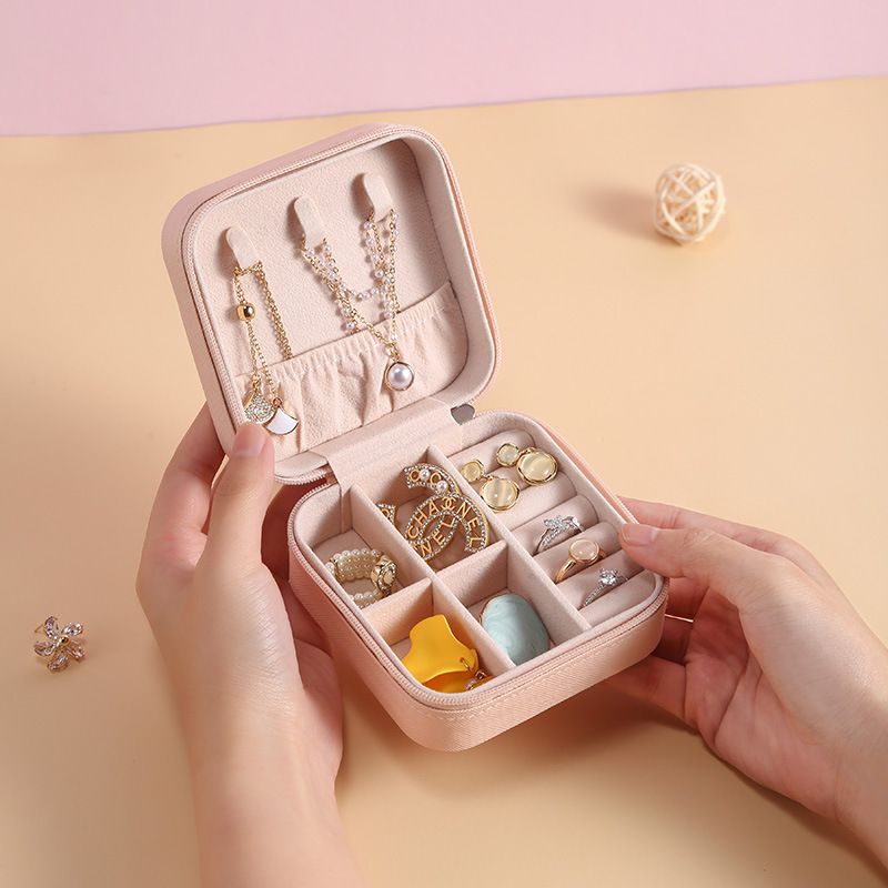 Travel Jewelry Case Exquisite Large Capacity Scratch Resistant Portable view 6