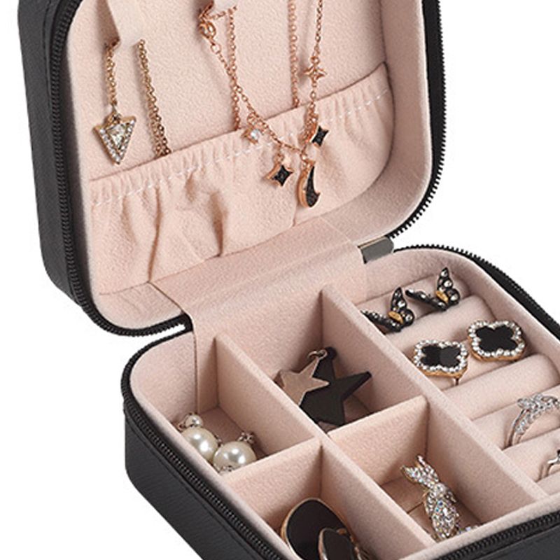 Travel Jewelry Case Exquisite Large Capacity Scratch Resistant Portable view 4
